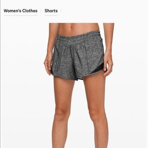 Lululemon Hotty Hot shorts